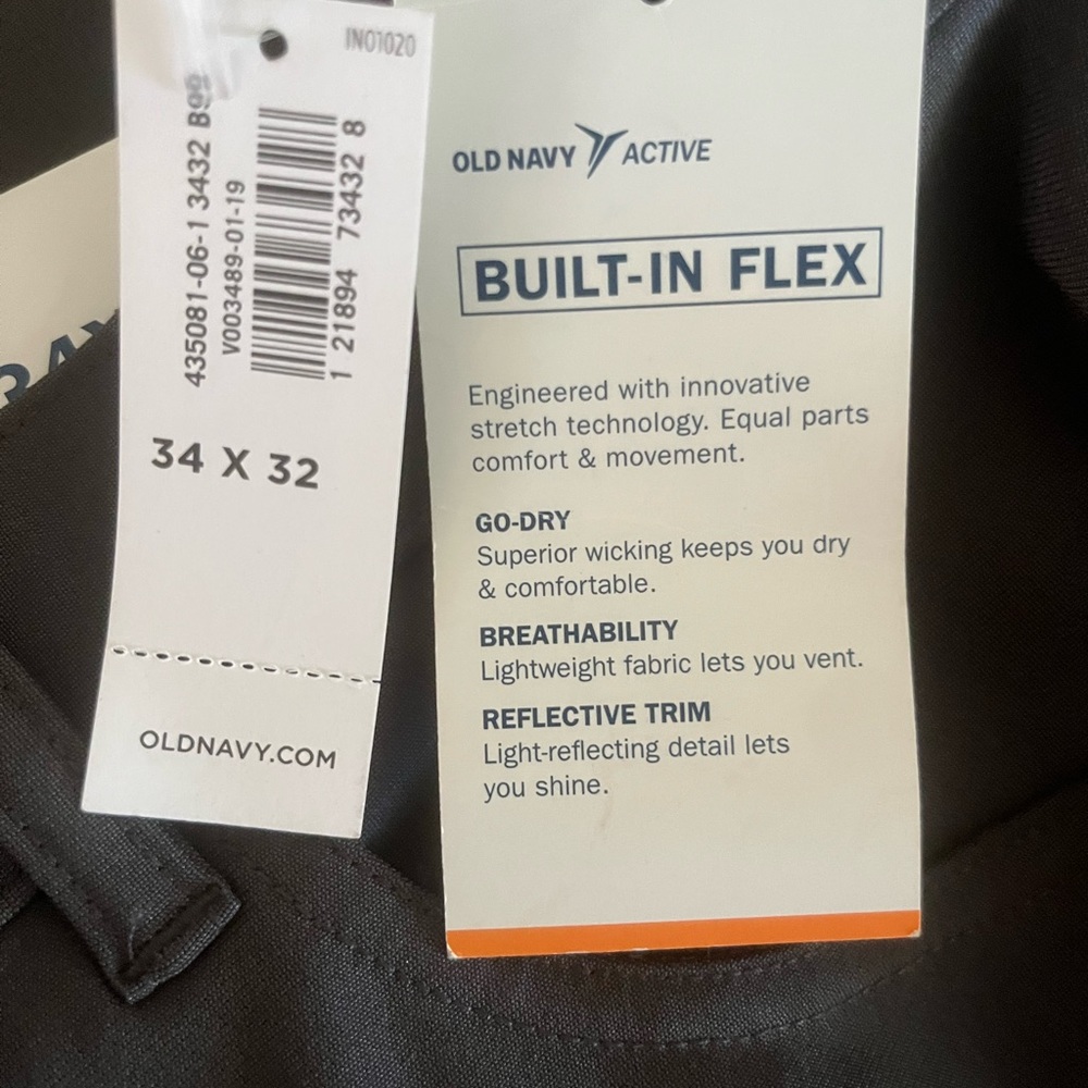 Brand new Old Navy Active pants 34-32